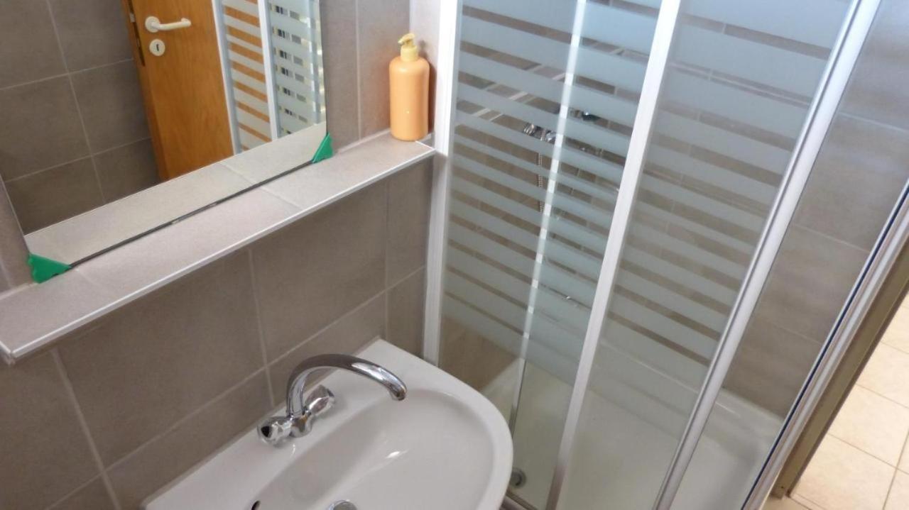 Beach Apartments Nemira Omiš Zewnętrze zdjęcie