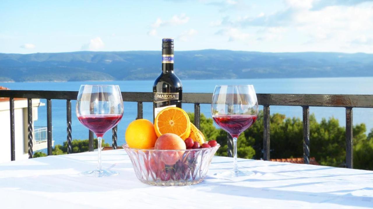 Beach Apartments Nemira Omiš Zewnętrze zdjęcie