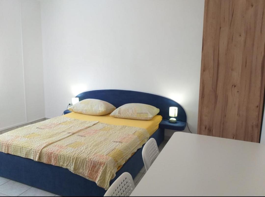 Beach Apartments Nemira Omiš Zewnętrze zdjęcie